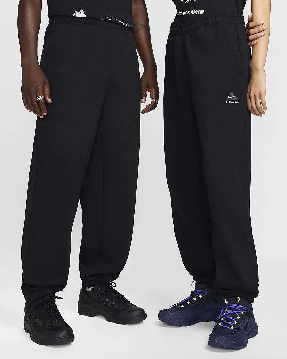 Nike ACG Lungs Therma FIT Repel Tuff Fleece Trousers. Nike IE